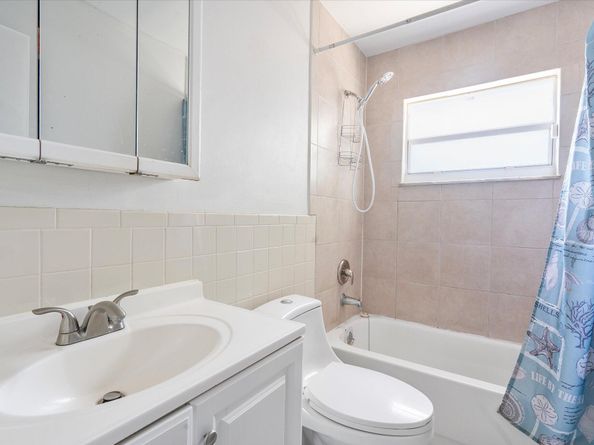 815 30th Court, West Palm Beach FL 33407