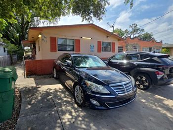 6760 - 6762 NW 6th Ct