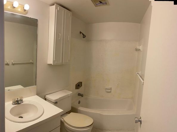 5203 NE 24 Terrace B204, Fort Lauderdale FL 33308