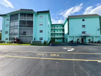4401 NW 41st St