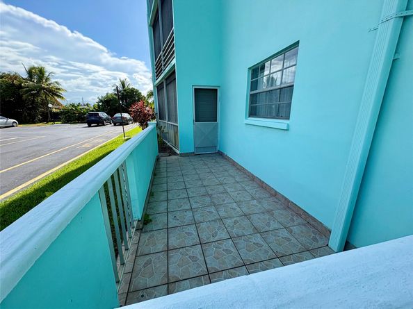 4401 NW 41st St 110, Lauderdale Lakes FL 33319