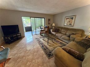 4401 NW 41st St 110, Lauderdale Lakes FL 33319