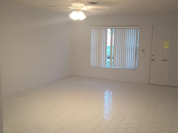 4681 NW 43rd Ct, Lauderdale Lakes FL 33319