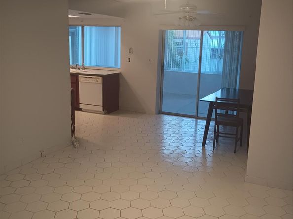 4681 NW 43rd Ct, Lauderdale Lakes FL 33319