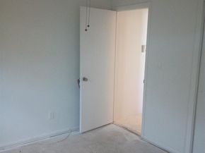 4681 NW 43rd Ct, Lauderdale Lakes FL 33319