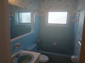 4681 NW 43rd Ct, Lauderdale Lakes FL 33319