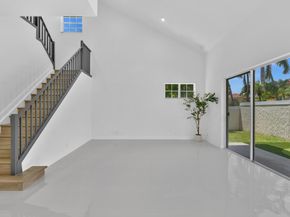 36 Monterey Pointe Drive, Palm Beach Gardens FL 33418