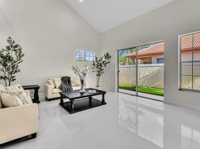36 Monterey Pointe Drive, Palm Beach Gardens FL 33418