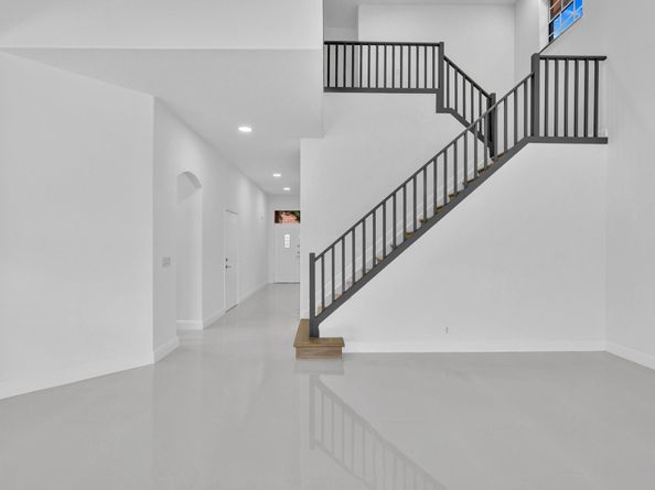 36 Monterey Pointe Drive, Palm Beach Gardens FL 33418