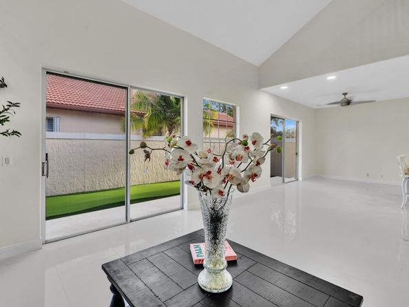 36 Monterey Pointe Drive, Palm Beach Gardens FL 33418