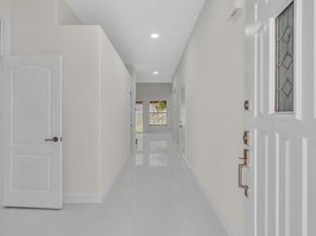 36 Monterey Pointe Drive, Palm Beach Gardens FL 33418