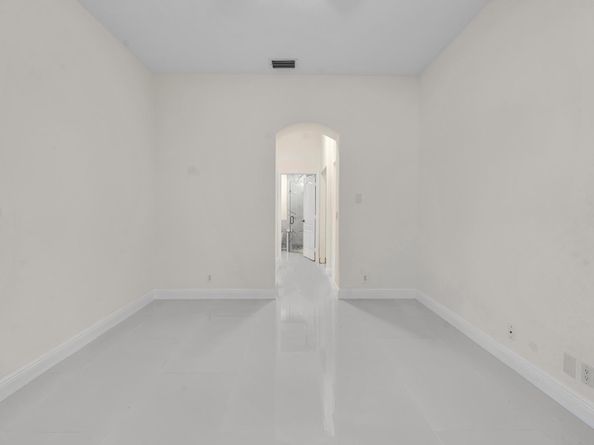 36 Monterey Pointe Drive, Palm Beach Gardens FL 33418