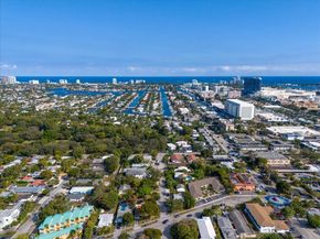814 SE 14th Ct, Fort Lauderdale FL 33316