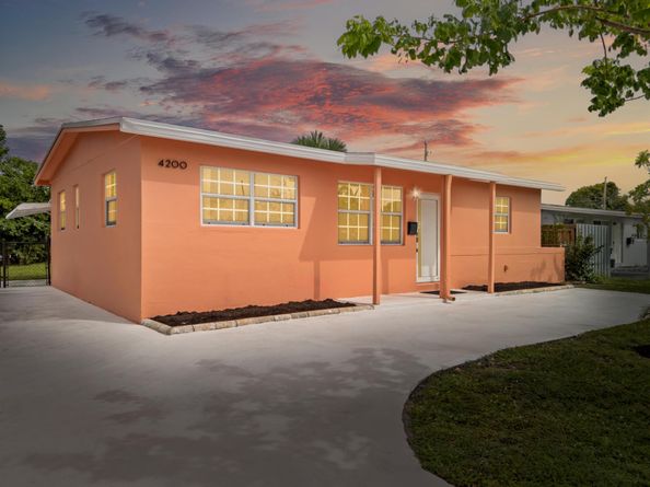 4200 NW 12th Avenue, Oakland Park FL 33309