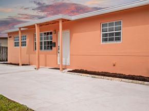 4200 NW 12th Avenue, Oakland Park FL 33309