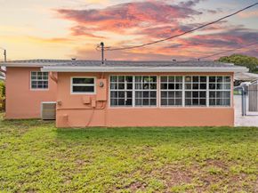 4200 NW 12th Avenue, Oakland Park FL 33309