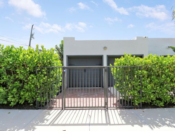 529 Biscayne Drive, West Palm Beach FL 33401