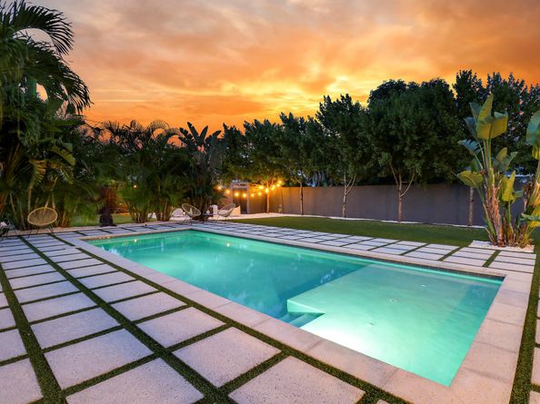 529 Biscayne Drive, West Palm Beach FL 33401