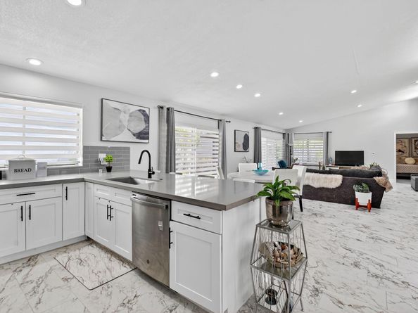 5588 Ainsley Court, Boynton Beach FL 33437