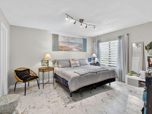 5588 Ainsley Court, Boynton Beach FL 33437