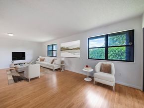 248 Brandywine Court, Royal Palm Beach FL 33411