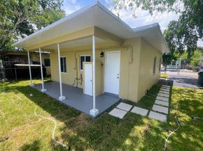 712 NW 17th Ave, Fort Lauderdale FL 33311