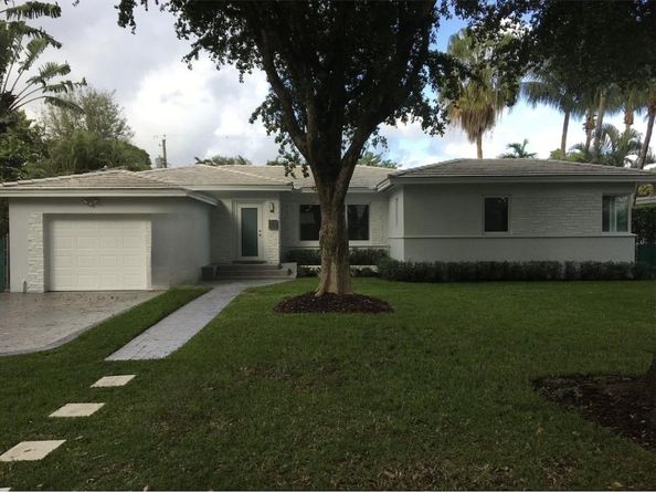 555 NE 52nd St, Miami FL 33137