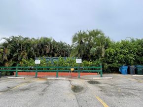 361 S Hollybrook Dr 103, Pembroke Pines FL 33025