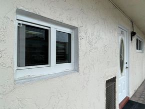 361 S Hollybrook Dr 103, Pembroke Pines FL 33025