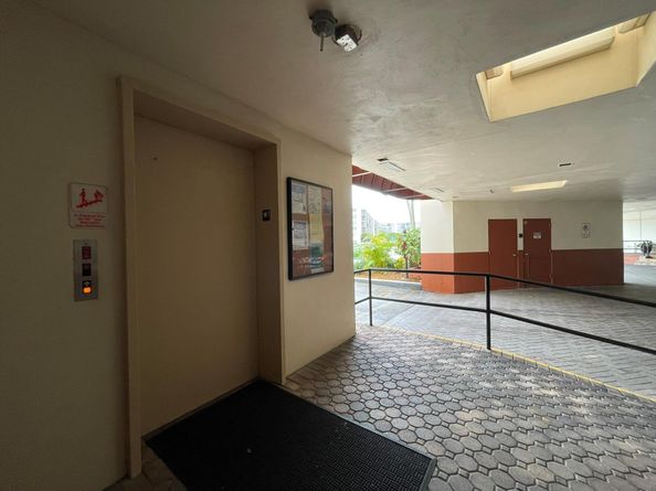 361 S Hollybrook Dr 103, Pembroke Pines FL 33025