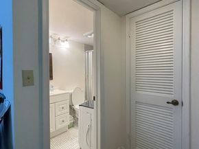 361 S Hollybrook Dr 103, Pembroke Pines FL 33025