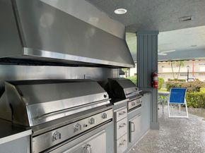 361 S Hollybrook Dr 103, Pembroke Pines FL 33025