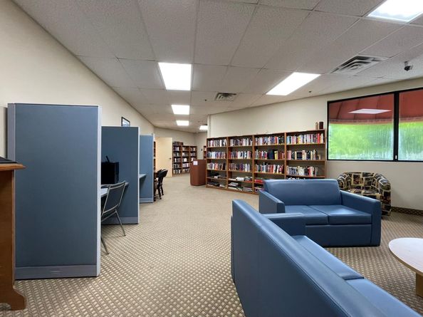 361 S Hollybrook Dr 103, Pembroke Pines FL 33025