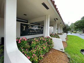 361 S Hollybrook Dr 103, Pembroke Pines FL 33025