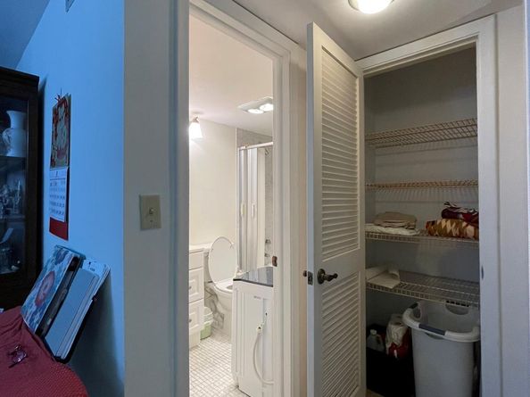 361 S Hollybrook Dr 103, Pembroke Pines FL 33025