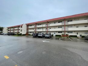 361 S Hollybrook Dr 103, Pembroke Pines FL 33025