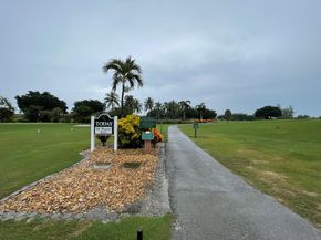 361 S Hollybrook Dr 103, Pembroke Pines FL 33025