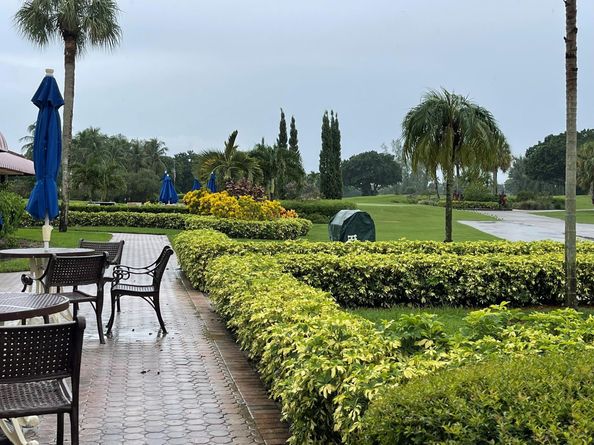 361 S Hollybrook Dr 103, Pembroke Pines FL 33025
