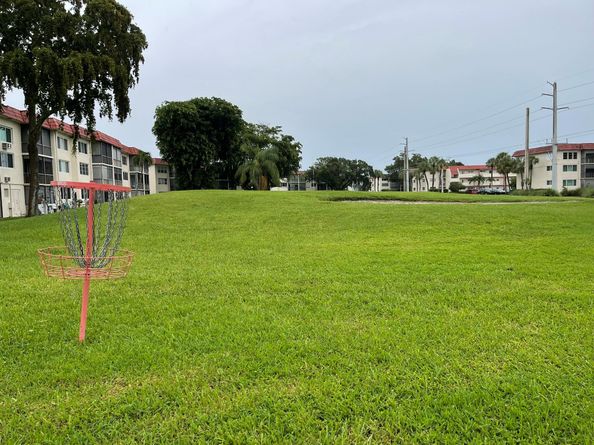 361 S Hollybrook Dr 103, Pembroke Pines FL 33025