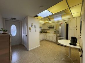 361 S Hollybrook Dr 103, Pembroke Pines FL 33025