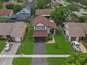 3253 NW 104 Ave, Sunrise FL 33351