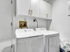 3253 NW 104 Ave, Sunrise FL 33351