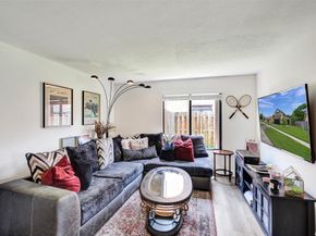 3253 NW 104 Ave, Sunrise FL 33351
