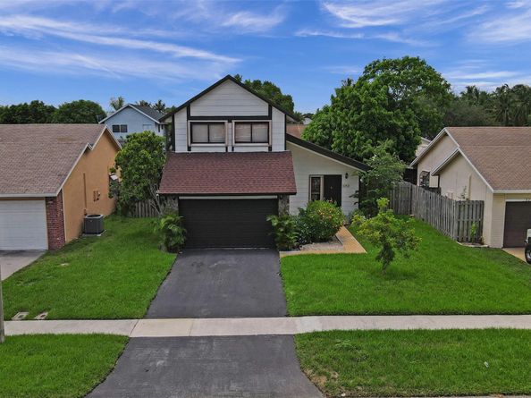 3253 NW 104 Ave, Sunrise FL 33351