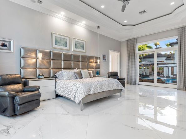 580 Carrot Wood Ter, Plantation FL 33324