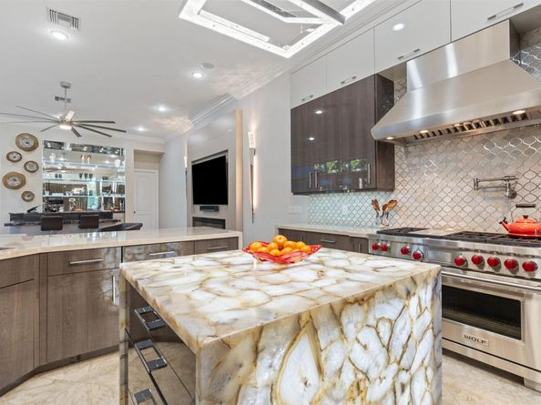 580 Carrot Wood Ter, Plantation FL 33324