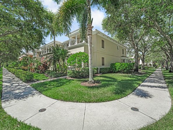 4102 Community Drive, Jupiter FL 33458