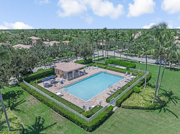 4102 Community Drive, Jupiter FL 33458