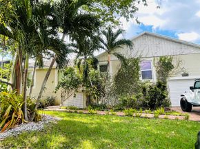 9760 SW 211th St, Cutler Bay FL 33189