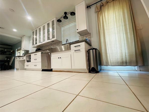 9760 SW 211th St, Cutler Bay FL 33189